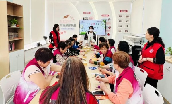 牛在线 党建品牌赋能升级，来看普陀这个50后小区的治理实践